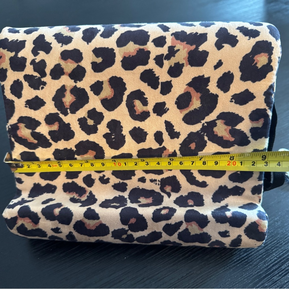 Leopard Print Tablet Stand - Picture 6 of 8